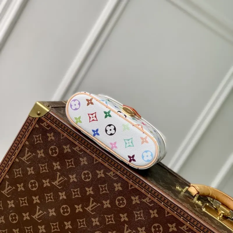 M13662 11.5x6.5x19cm High Quality Bags - Image 4