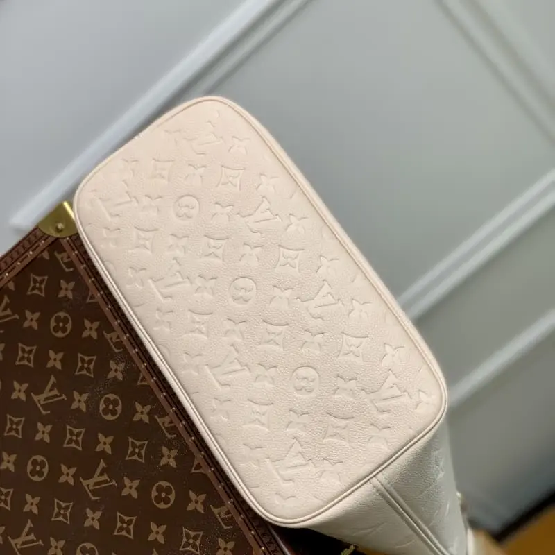 M46676 Beige 31x28x14cm High Quality Bags - Image 4