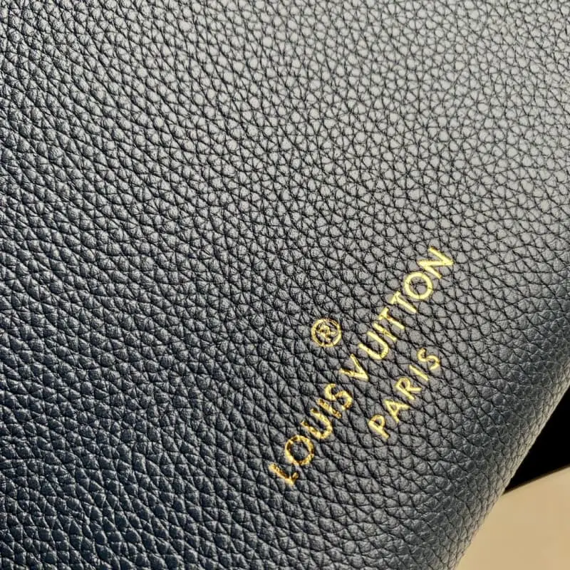 M21585 25x20x12cm High Quality Bags - Image 4