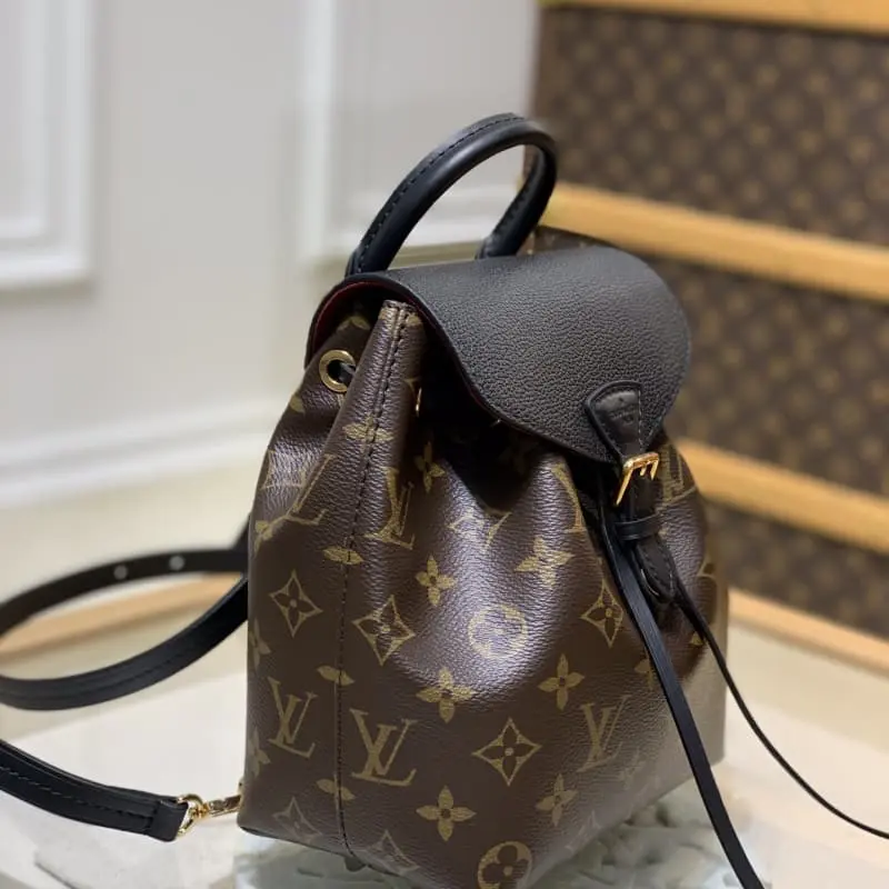 M45516 17x20x10.5cm High Quality Bags - Image 3