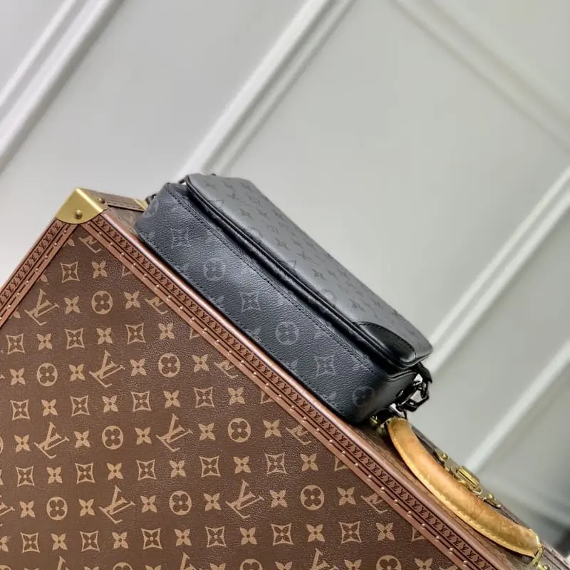 M69443 18.5x7x25cm High Quality Bags - Image 4