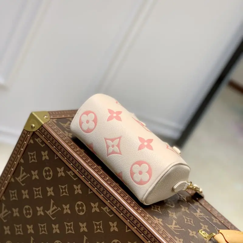 M81913 16x10x7.5cm High Quality Bags - Image 4