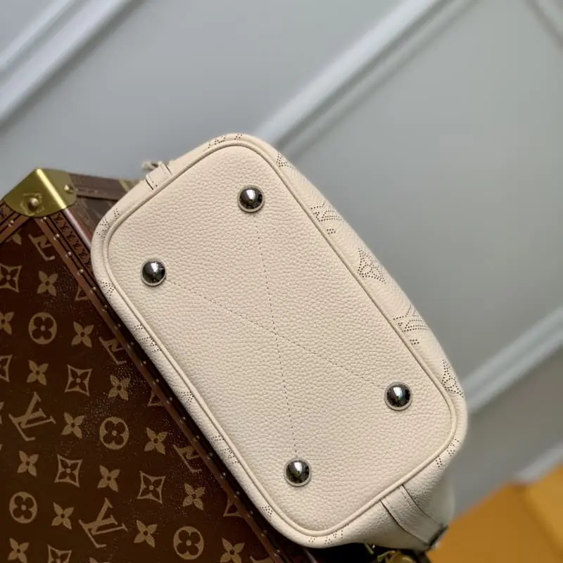 M21849 S2 20x20x12.5cm High Quality Bags - Image 4