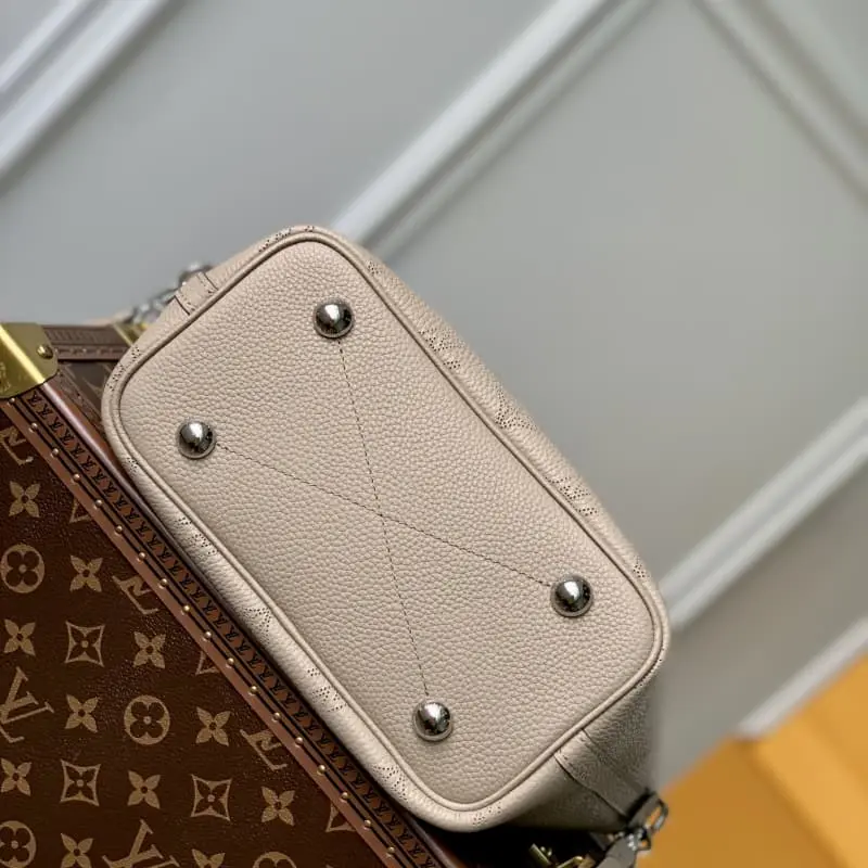 M21849 S3 20x20x12.5cm High Quality Bags - Image 4