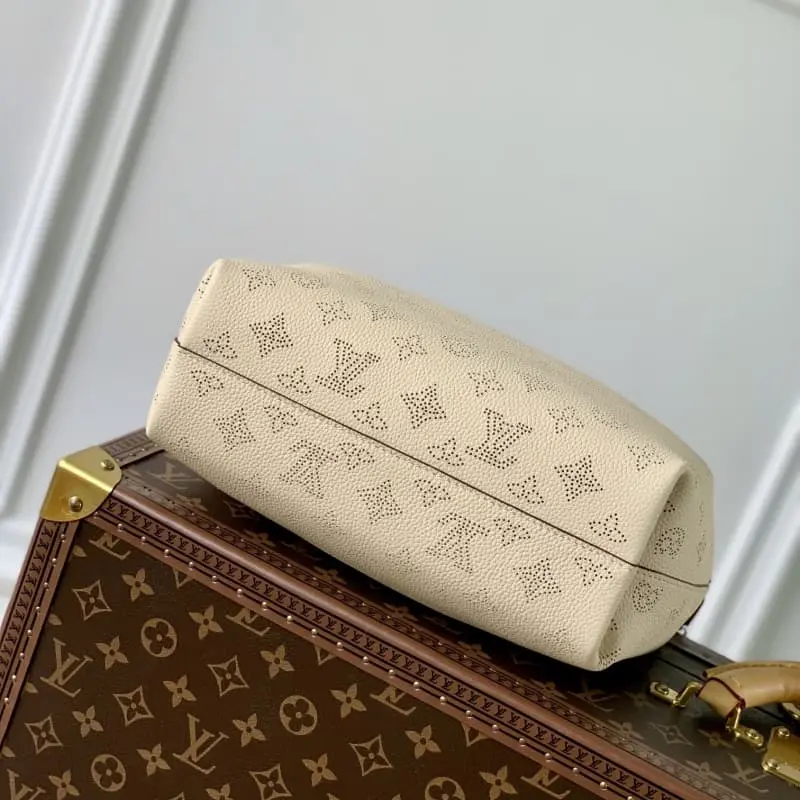 M20700 28x34x12cm High Quality Bags - Image 3