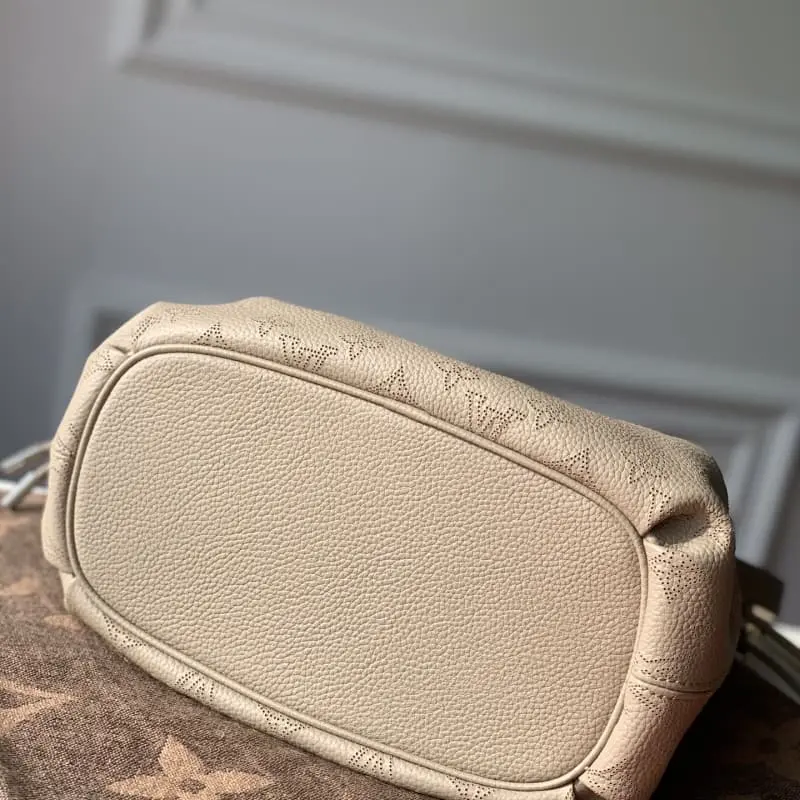 M55798 Apricot 25x25x20cm High Quality Bags - Image 3