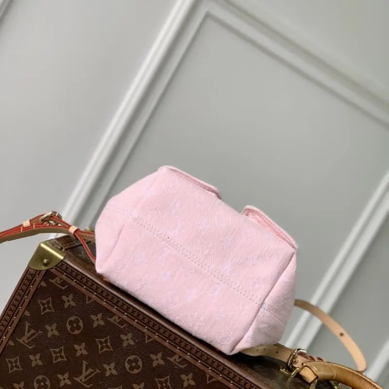 M13031 26x7x24cm High Quality Bags - Image 4