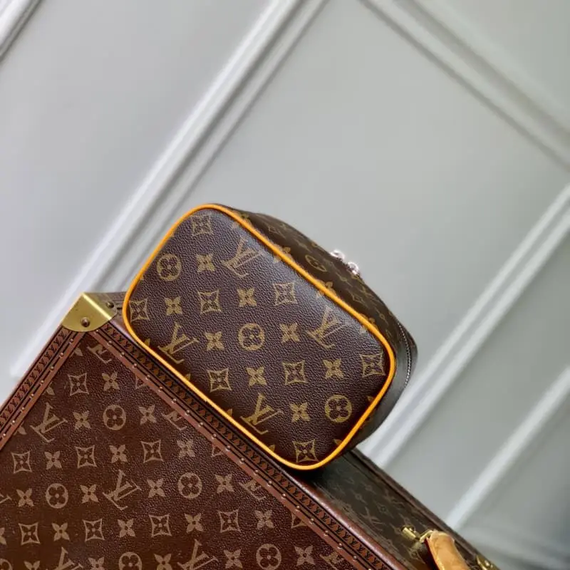 M12654 13.5x12x20cm High Quality Bags - Image 4