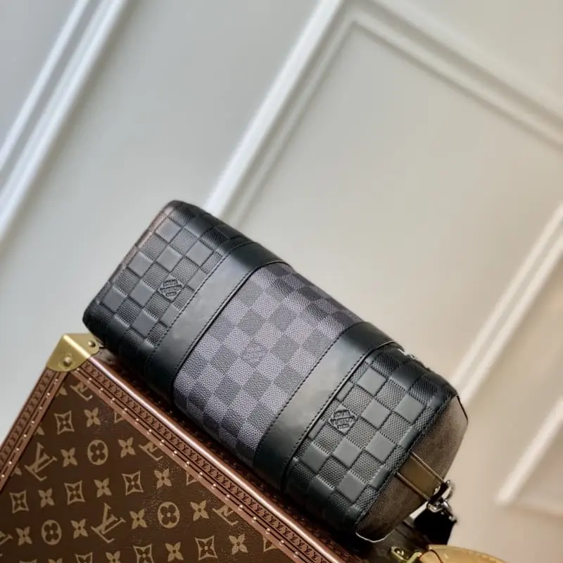 N40452 27x17x13cm High Quality Bags - Image 4