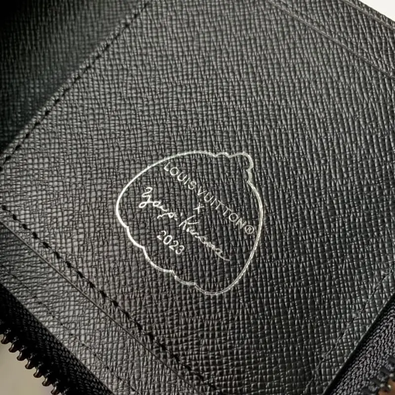 M81933. Zipper 10x20x2cm High Quality Bags - Image 4