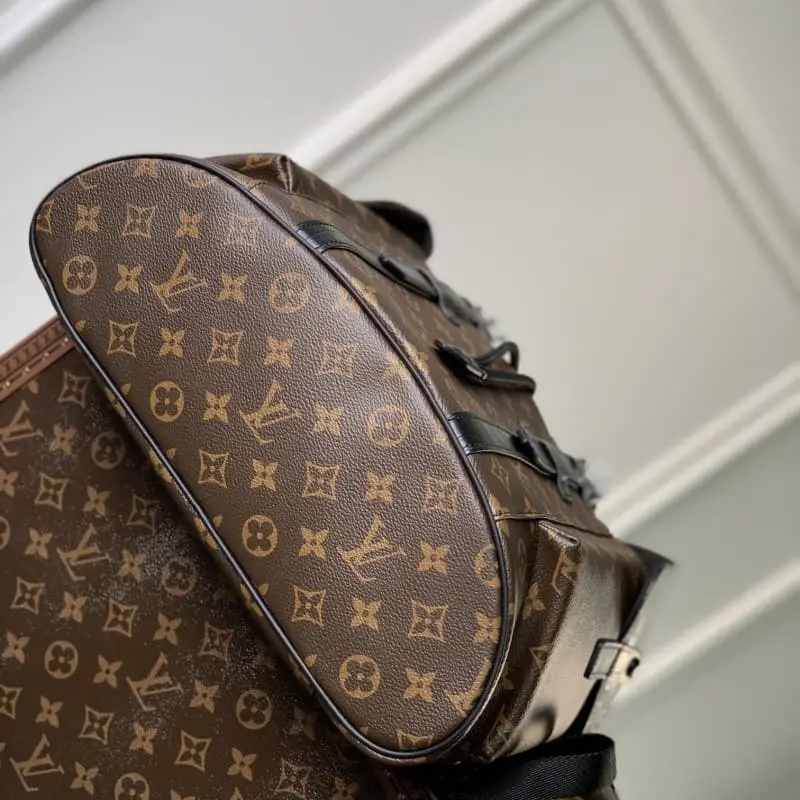 M93489 41x47x13cm High Quality Bags - Image 4