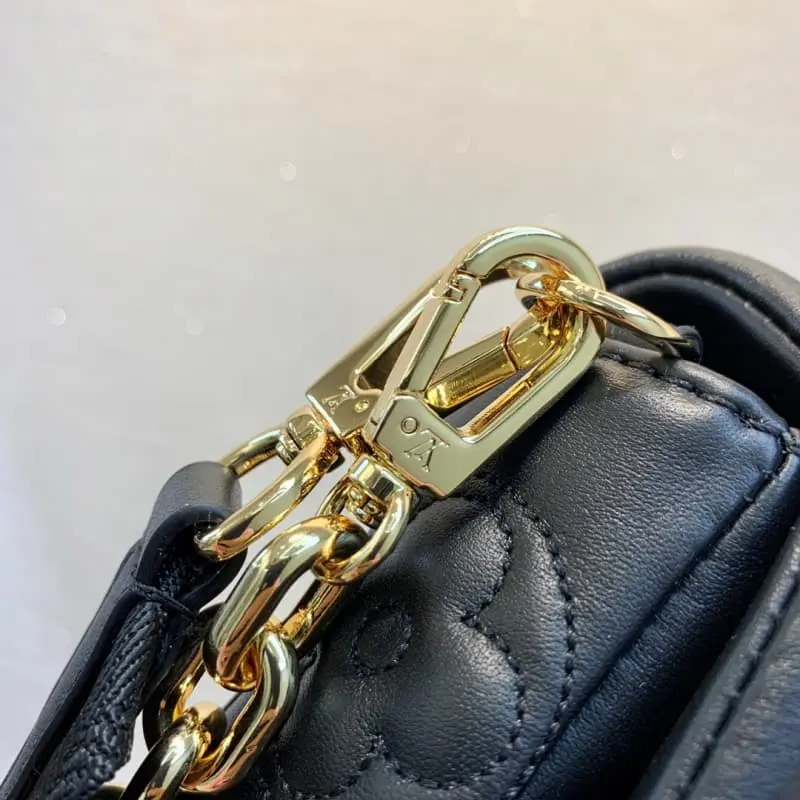 M81398 20x12x6cm High Quality Bags - Image 4