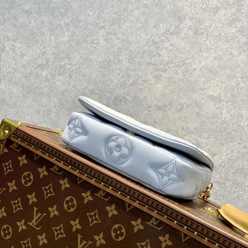 M81399 20x12x6cm High Quality Bags - Image 4