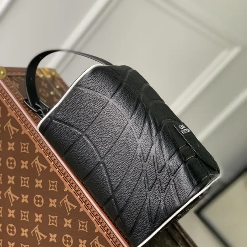 M81849 Black full leather 15x24x15cm High Quality Bags - Image 4