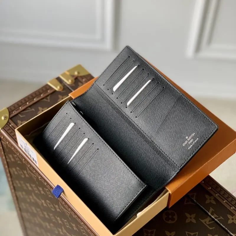 M81846 Graffiti Red 10x19x2cm High Quality Bags - Image 4