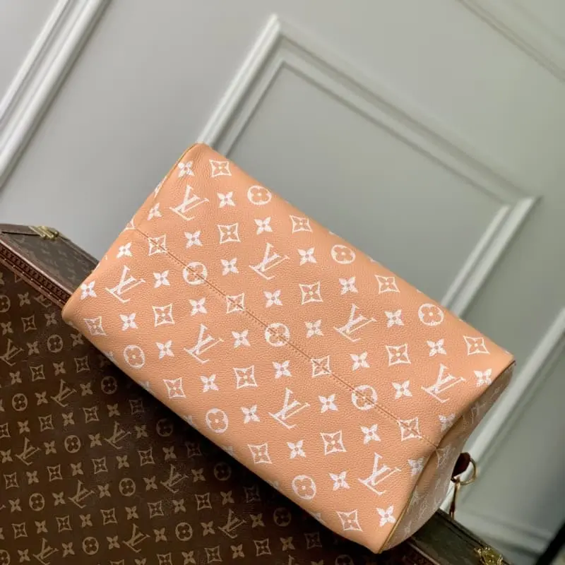 M13919 26x23x40cm High Quality Bags - Image 4