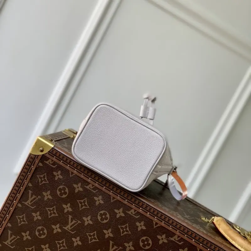 M46291 Taro Purple 16x10x13cm High Quality Bags - Image 4