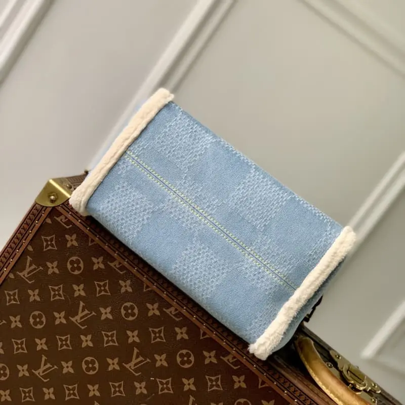 N40700 25x15x15cm High Quality Bags - Image 4