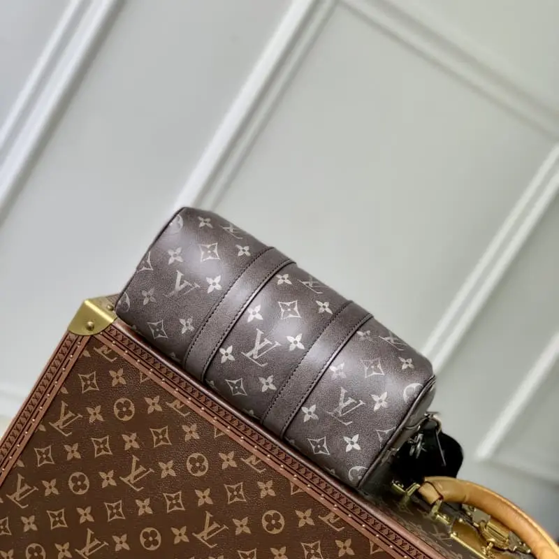 M11595 25x15x11cm High Quality Bags - Image 4