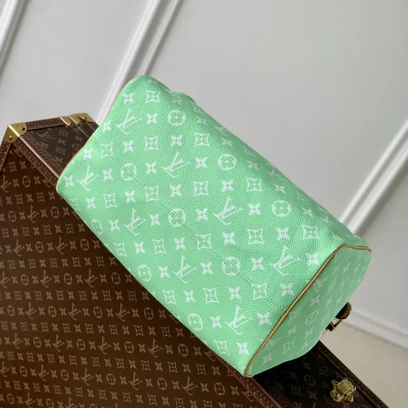 M24417 Fruit Green 40x26x23cm High Quality Bags - Image 4