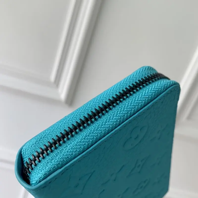 M11523 embossed 10x20x2cm High Quality Bags - Image 4