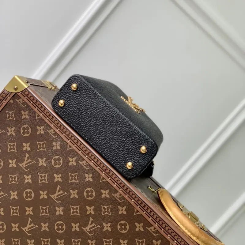 M24673 Black HH102 1 21x14x8cm High Quality Bags - Image 4