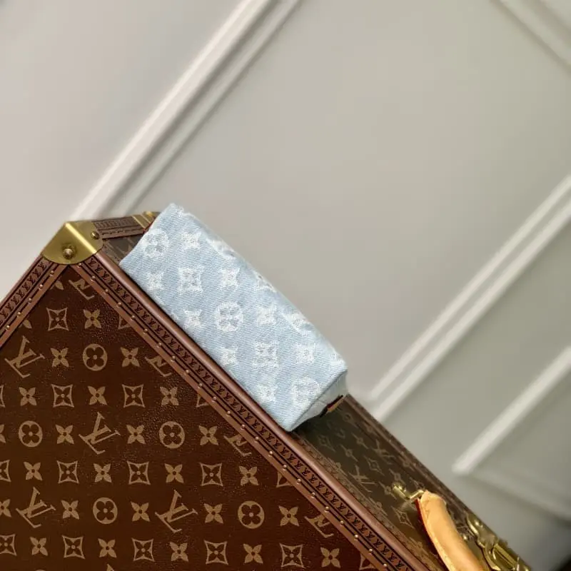 M83616 HH36 19x12x6cm High Quality Bags - Image 4