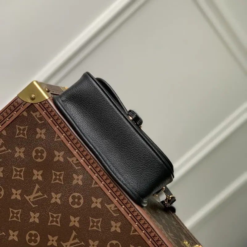 M24649 20x20x13cm High Quality Bags - Image 4