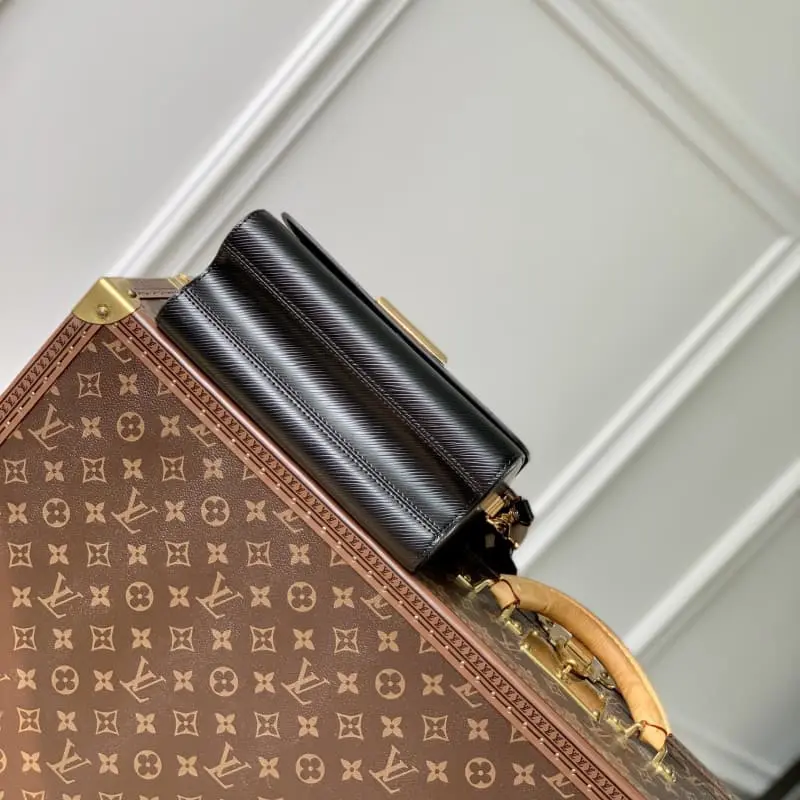 M11269 12.5x17x7cm High Quality Bags - Image 4