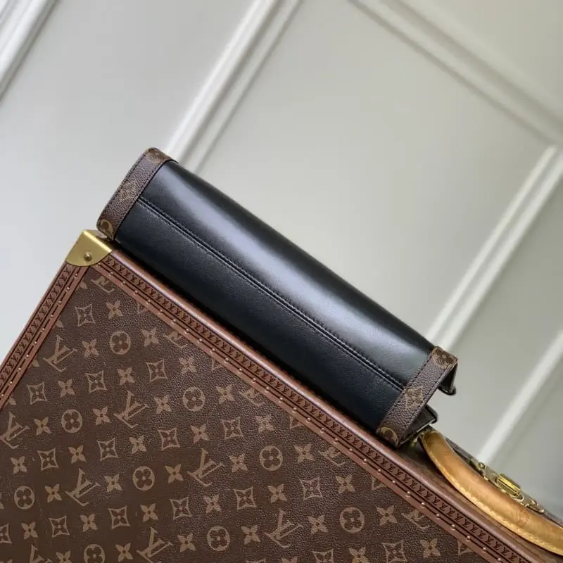 M13140 20x9x31cm High Quality Bags - Image 4