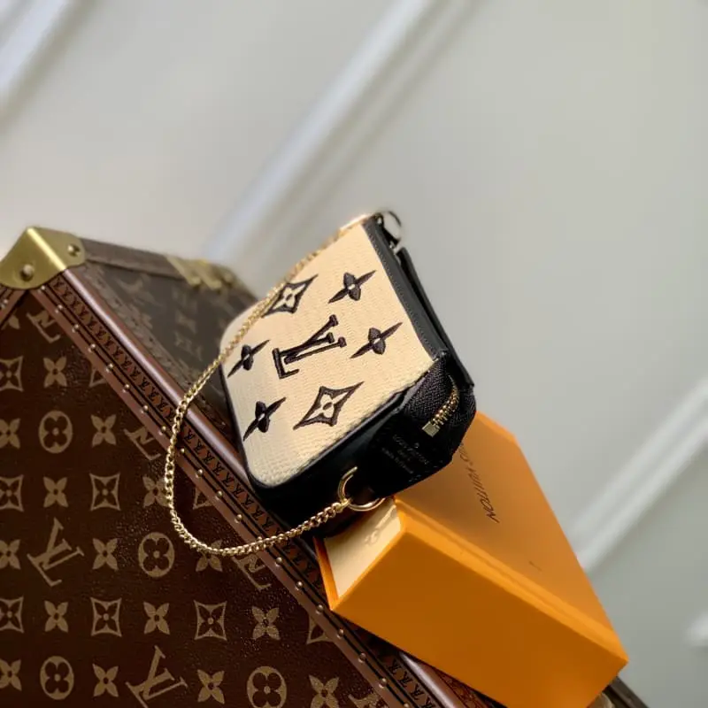 M82472 Black 15.5x10.5x4cm High Quality Bags - Image 3