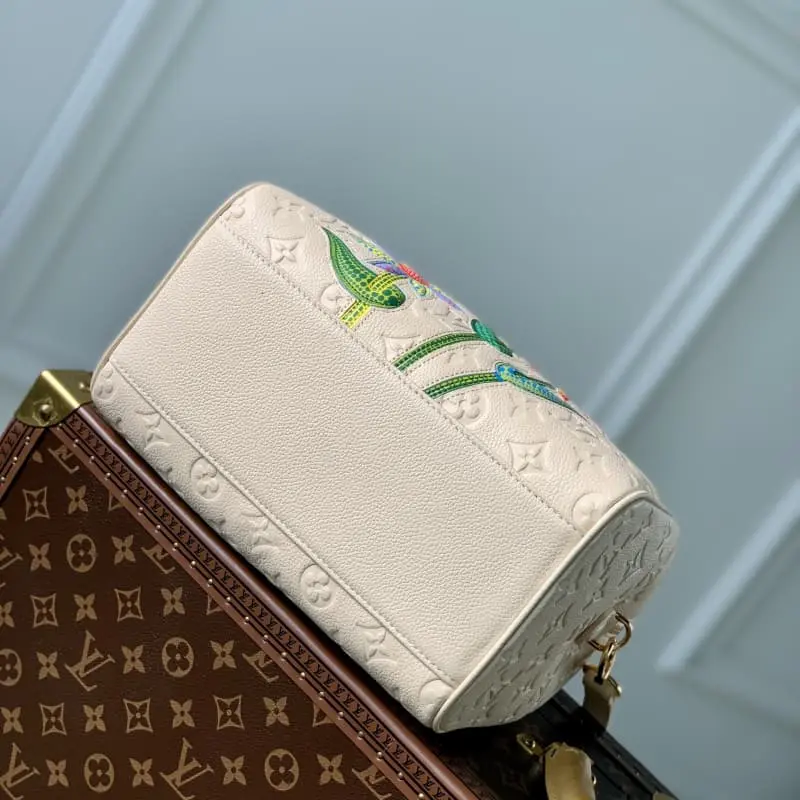 M46415 White flowers 25x19x15cm High Quality Bags - Image 4