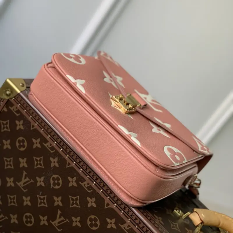 M45773 25x19x7cm High Quality Bags - Image 4