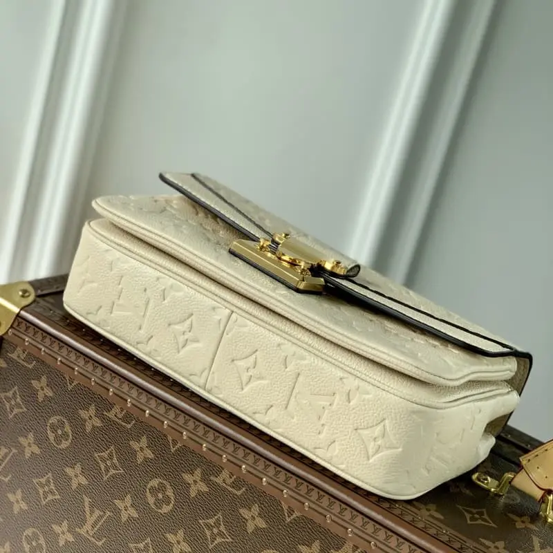 M46200 24.5x15x6.5cm High Quality Bags - Image 4