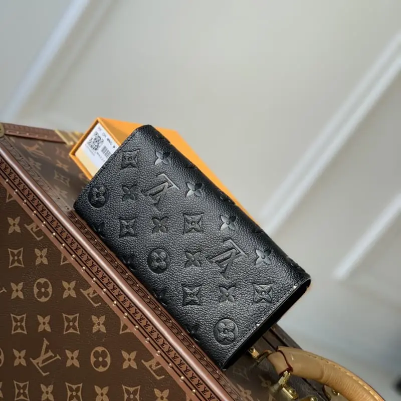 M82257 Black 19x10.5x2cm High Quality Bags - Image 4