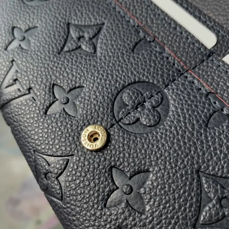 M82258 blue 19x10.5x2cm High Quality Bags - Image 4