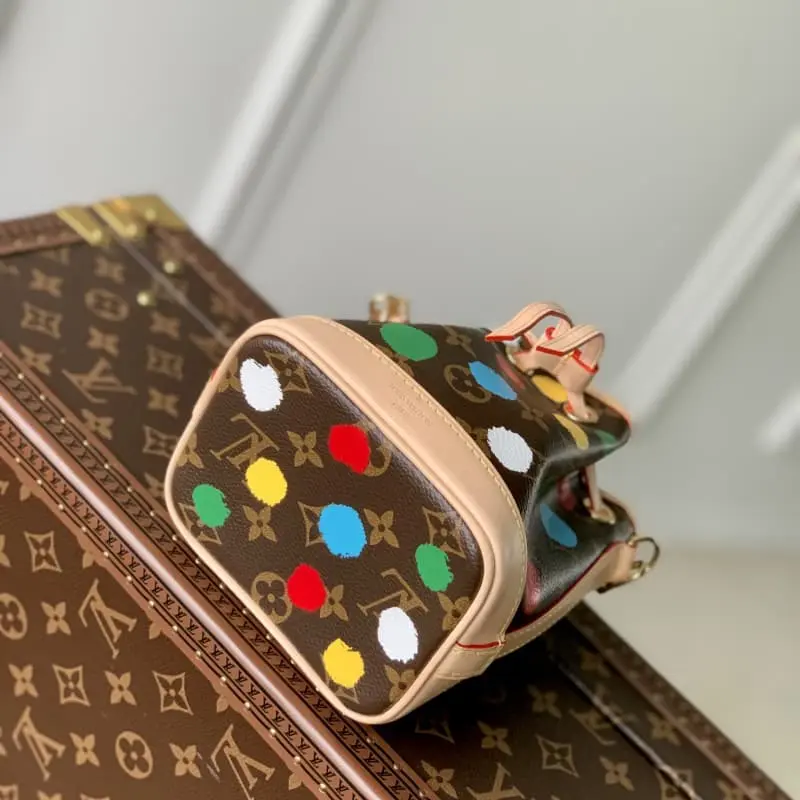 M81863 13x16x10cm High Quality Bags - Image 4