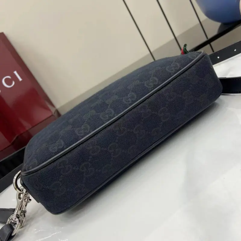 834802 CM 1 High-Quality Bags - Image 4