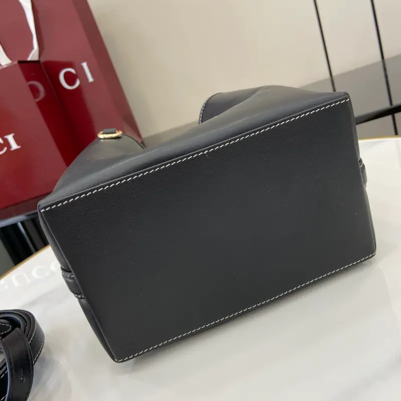 815118 High-Quality Bags - Image 4