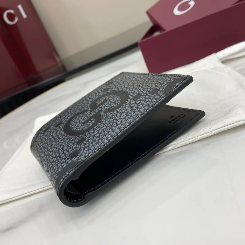 739475 CM 1 High-Quality Bags - Image 4