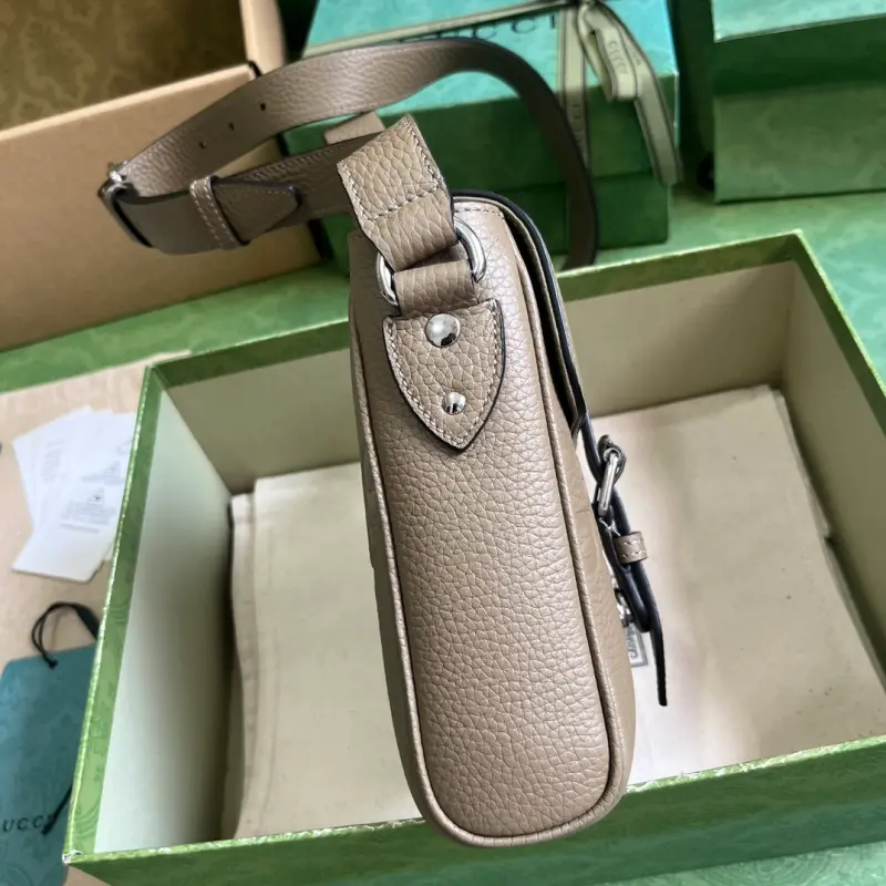 760235 CM 2 High-Quality Bags - Image 4