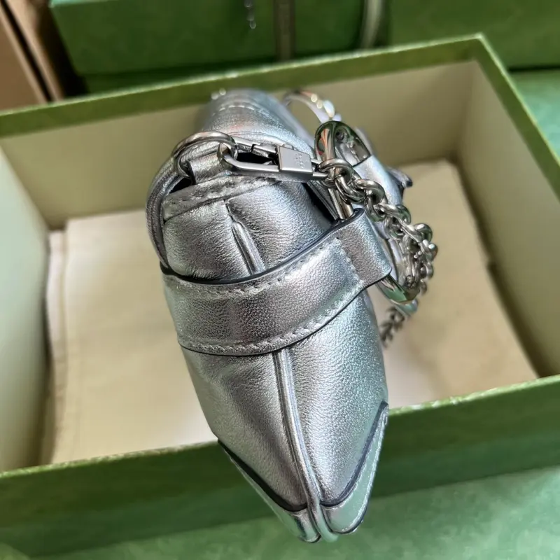 764339 CM 3 High-Quality Bags - Image 4