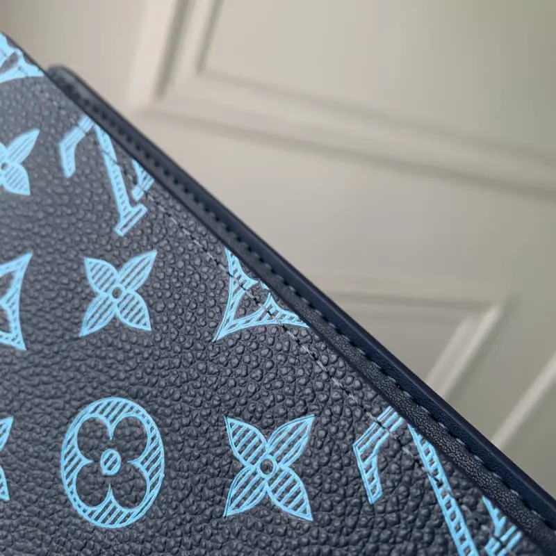 M66540 10x19x2cm High Quality Bags - Image 4