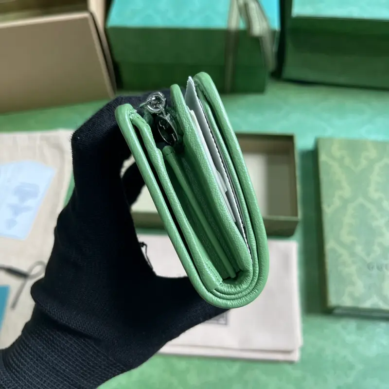 760336 CM 1 High-Quality Bags - Image 4