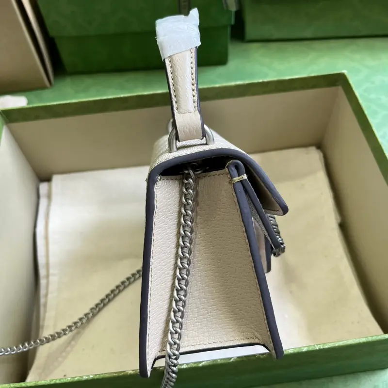 752029 CM 3 High-Quality Bags - Image 4