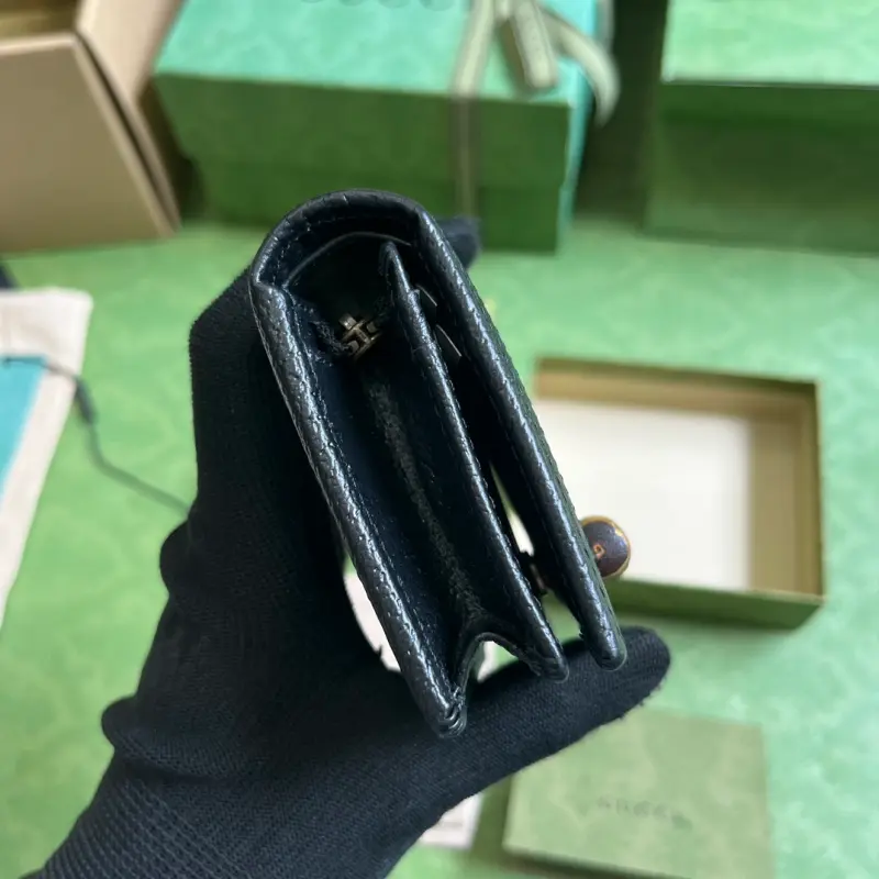 658244 CM 1 High-Quality Bags - Image 4