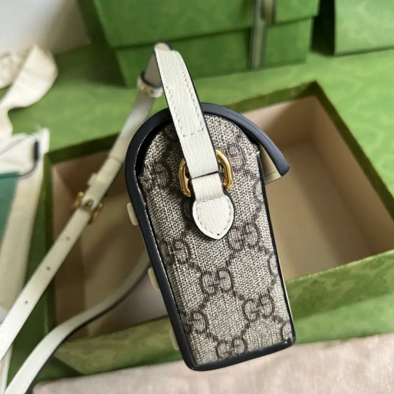 699296 CM 1 High-Quality Bags - Image 4