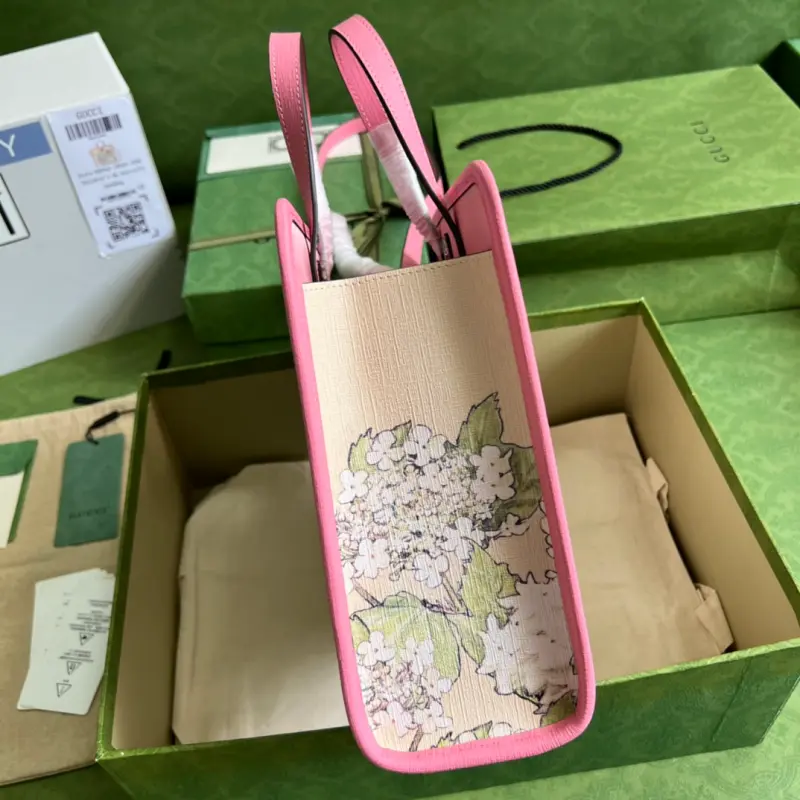 630542 CM 2 High-Quality Bags - Image 4