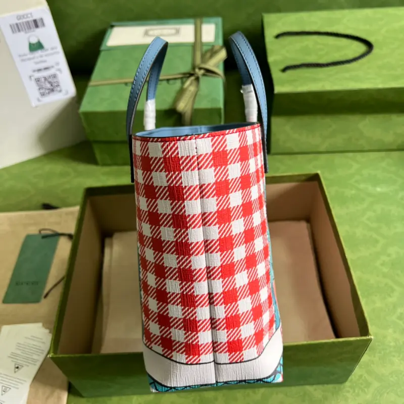 410812 CM 4 High-Quality Bags - Image 4