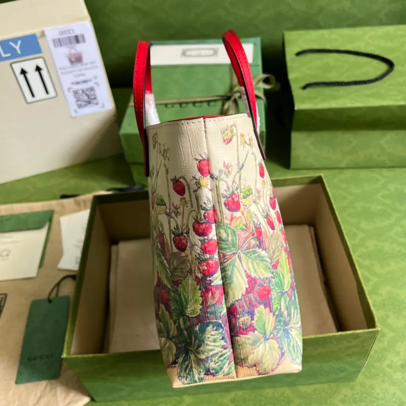 410812 CM 5 High-Quality Bags - Image 4